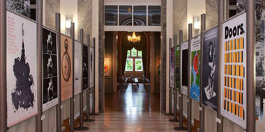 纽约视觉艺术学院 · school of visual arts